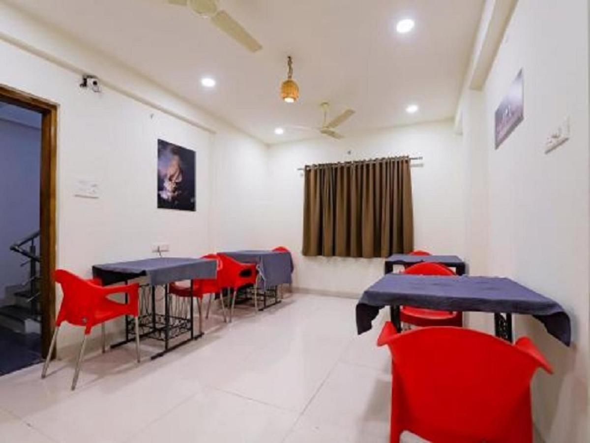 Restr Inn Nagpur Esterno foto