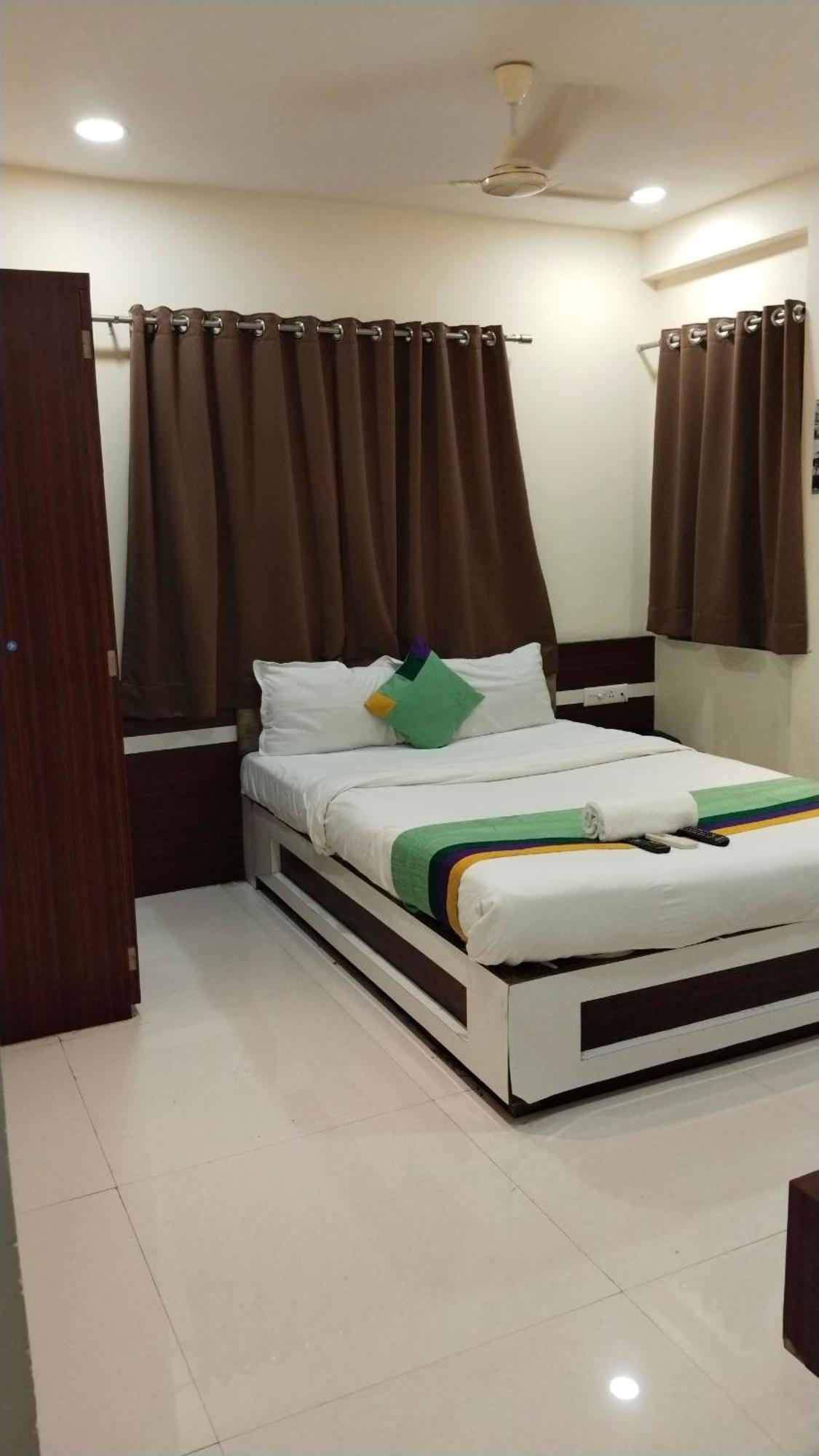 Restr Inn Nagpur Esterno foto
